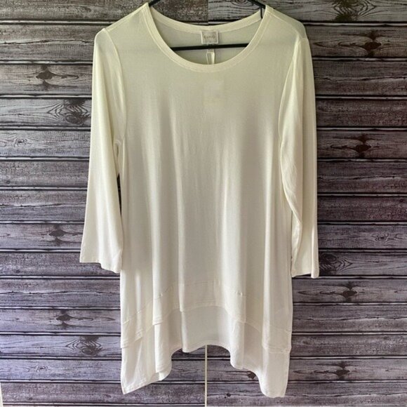 NWT Cupio Women's Top Size M - Picture 1 of 7